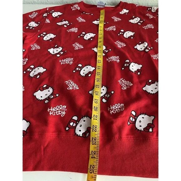 Hello Kitty All Over Red Crewneck Sweatshirt Women’s Sz XL NEW No Tags Bioworld - Picture 6 of 9